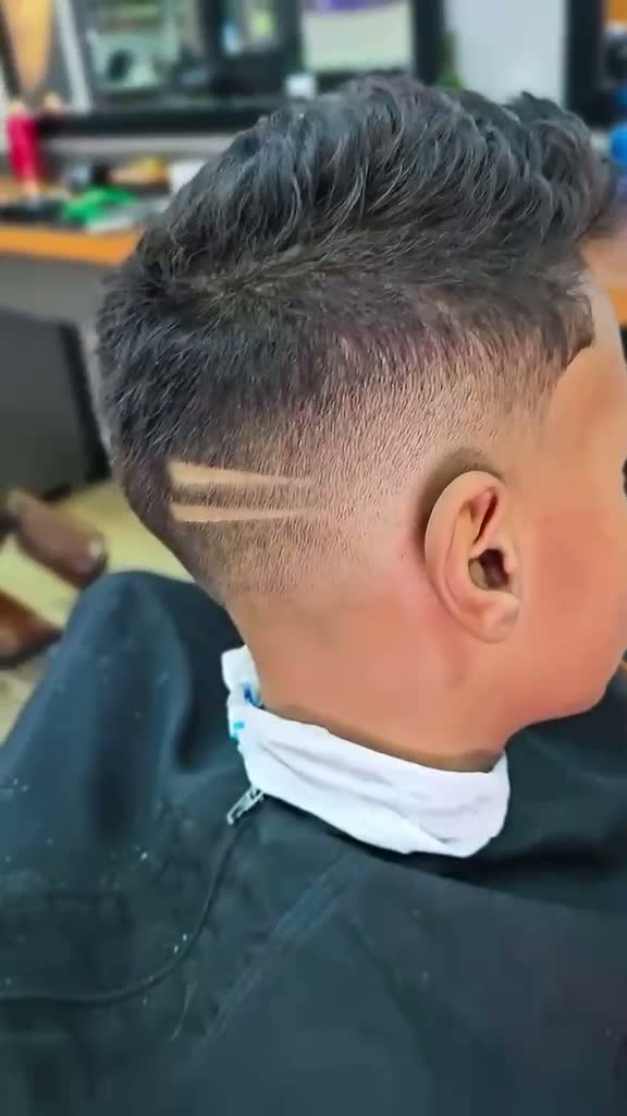 Vídeo Mr. Jackson Barbearia